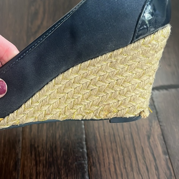 Poetic License London blue polka dot with yellow floral bow wedge shoes 8.5 - Picture 15 of 16